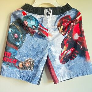 Marvel Boys Swim Trunks Size 6/7 (S)